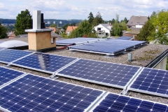 Solarwärme und Solarstrom kombiniert in Dornach